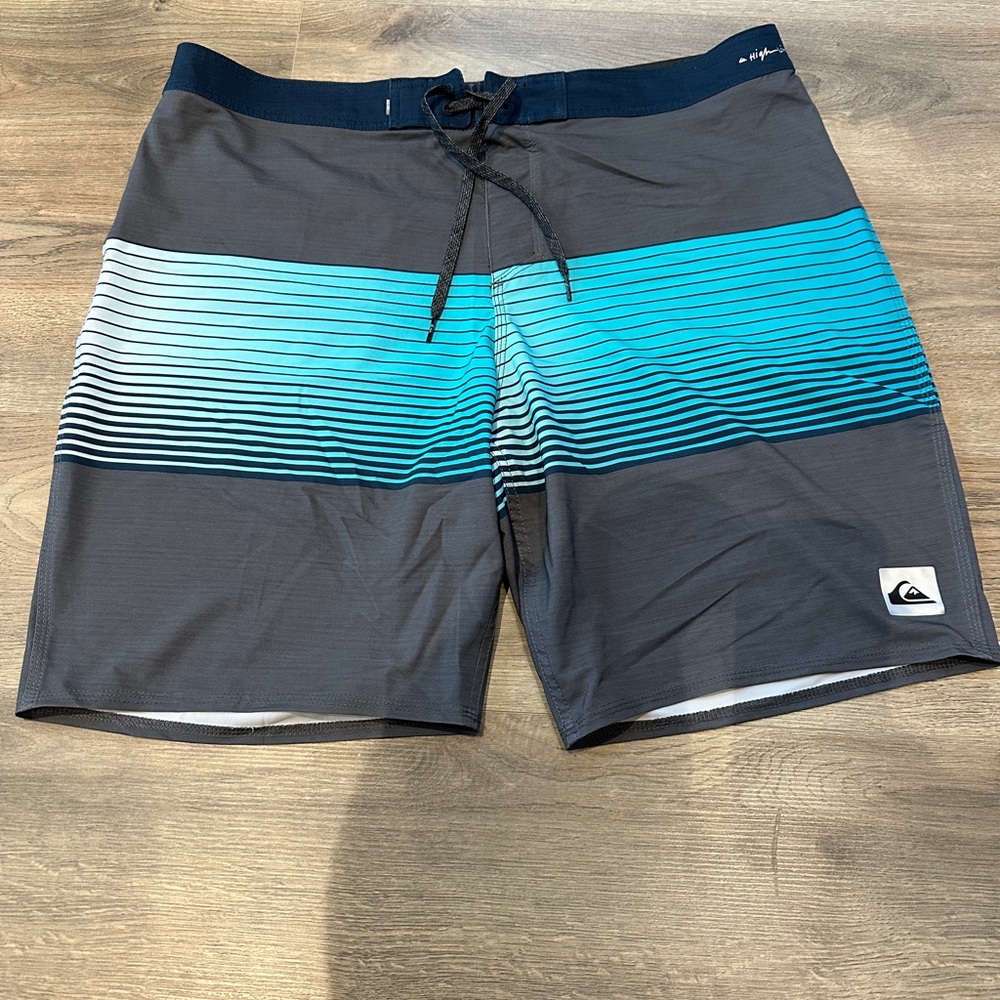 Quiksilver Men's Highline Blue and Black Board Shorts
